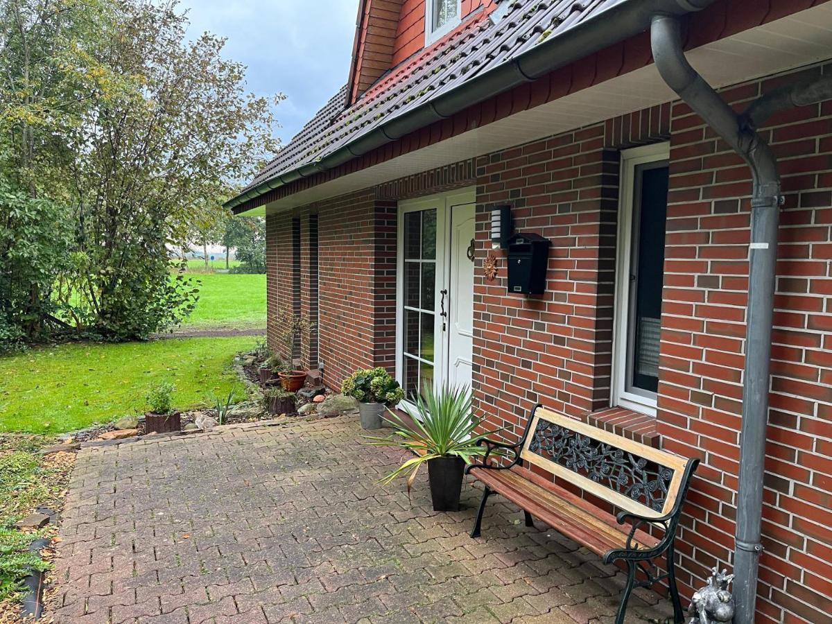 Ferienwohnung Storchennest 25503 Weener Luaran gambar
